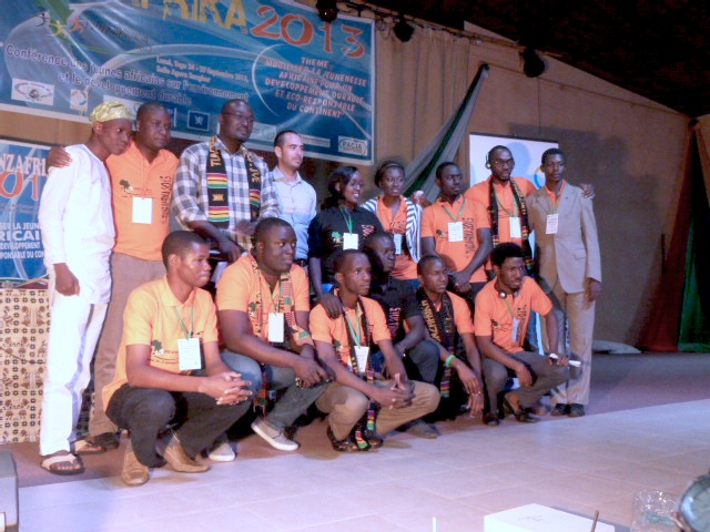 Les lauréats du concours et les membres du jury